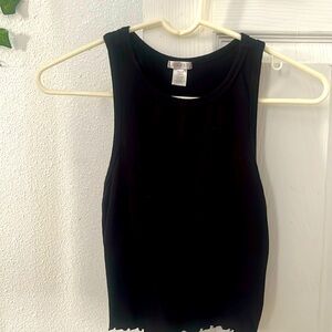Black crop tank top